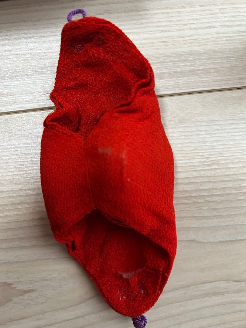 【内容必読】花瓶　壺　花模様 黒台座付き　骨董品