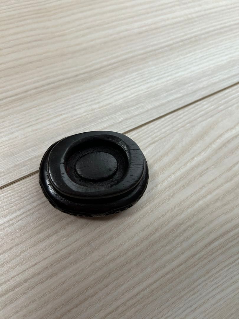 【内容必読】花瓶　壺　花模様 黒台座付き　骨董品