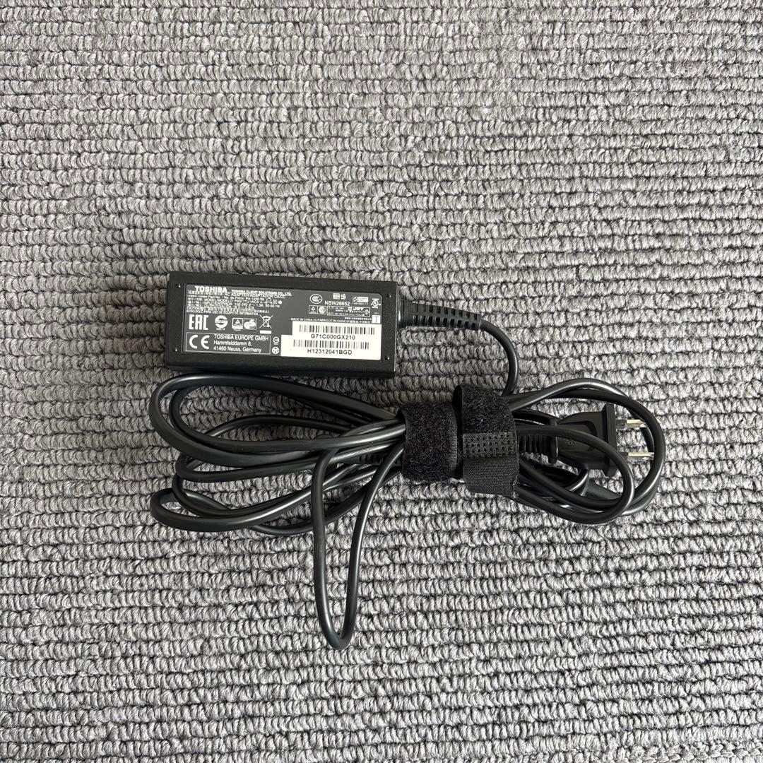 東芝dynabook P1-E6RN-BG i5-1135G7 メモリ4GB