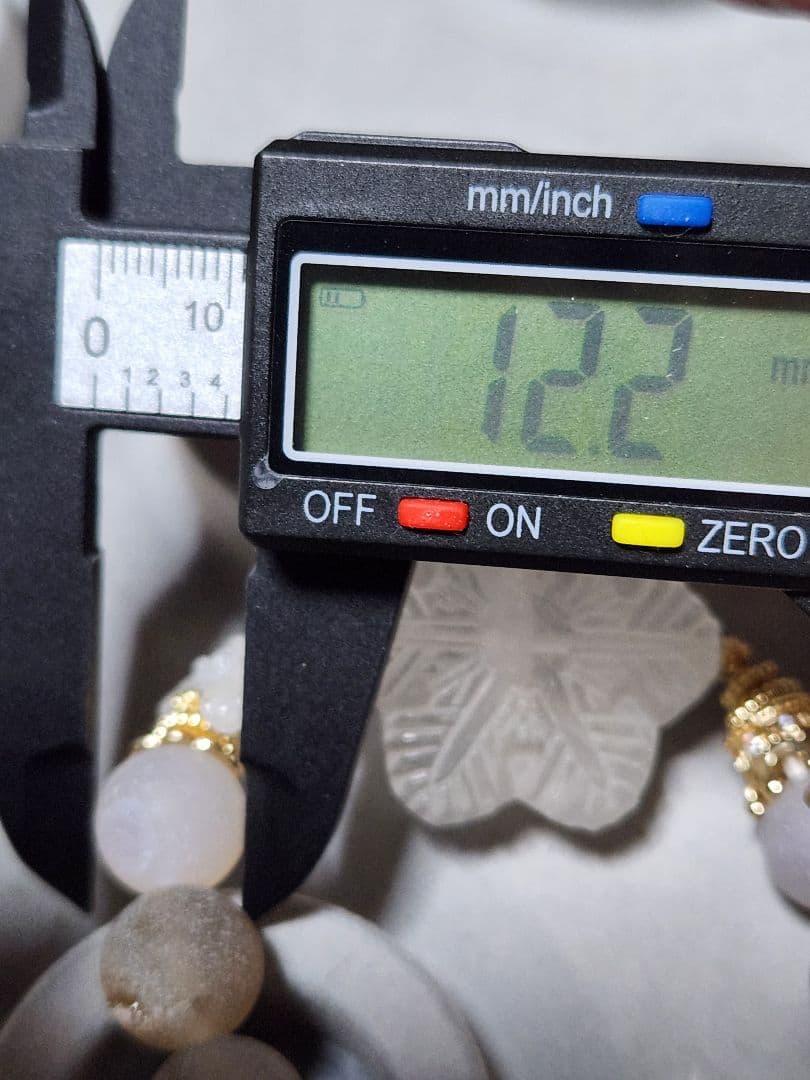 天然石ブレスレット　雪結晶　笑口フロストアゲート　笑口かわいい♡