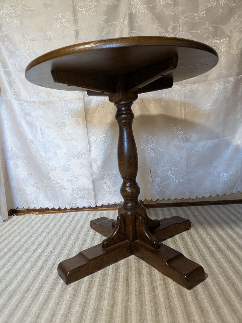 円形木製テーブル　木製円形テーブル　天然木　オーク調