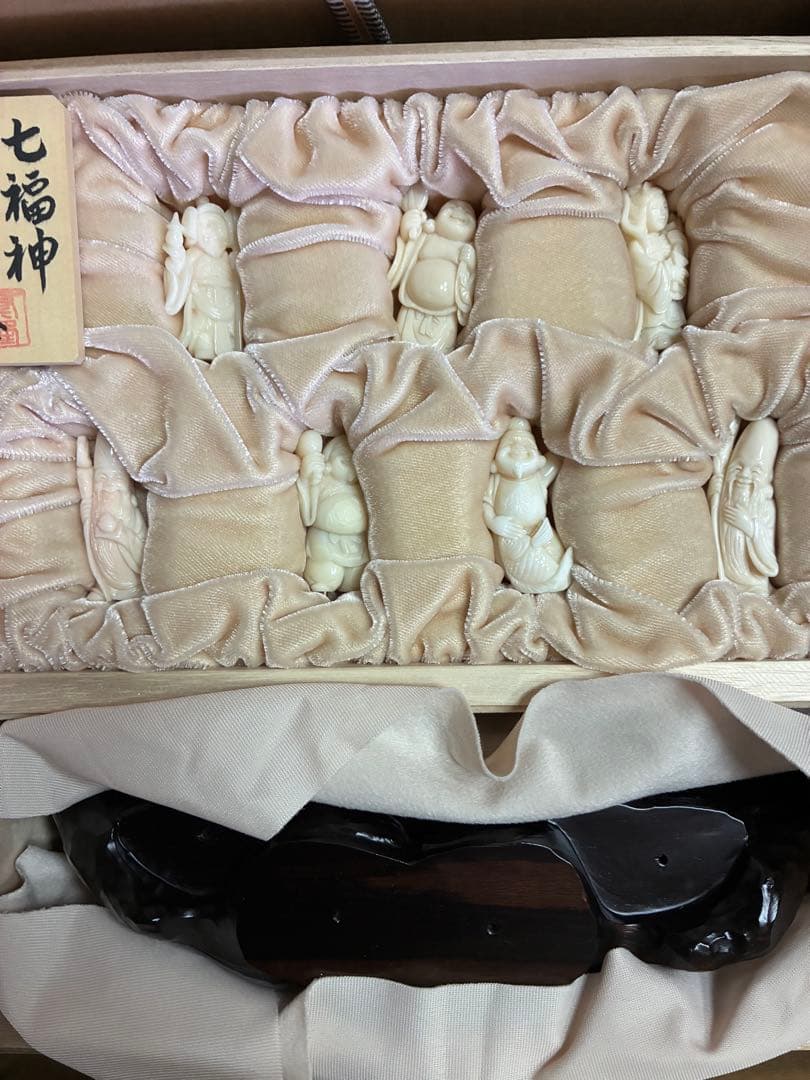 七福神サンゴの彫刻