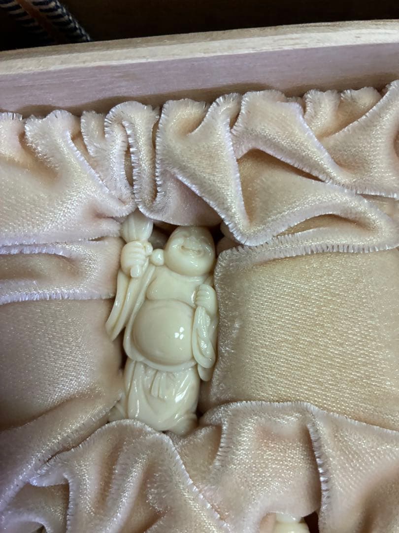 七福神サンゴの彫刻