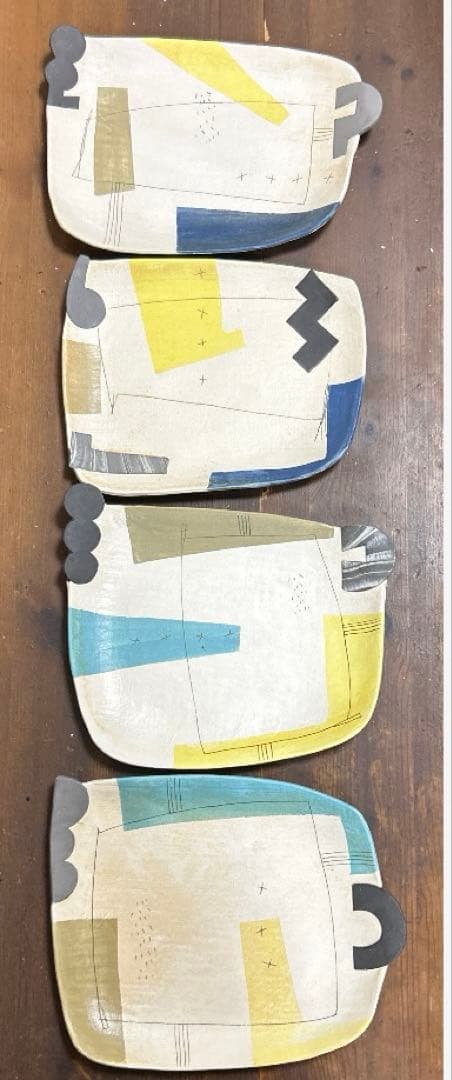 作家　陶芸作家　なんとなく四角皿　変形プレート　丸皿　２枚まとめ