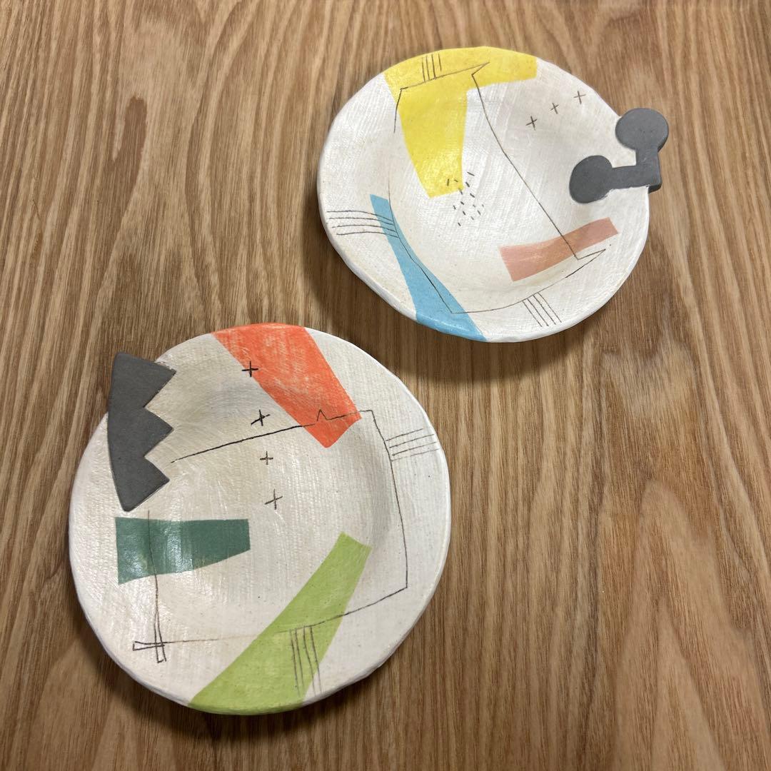 作家　陶芸作家　なんとなく四角皿　変形プレート　丸皿　２枚まとめ