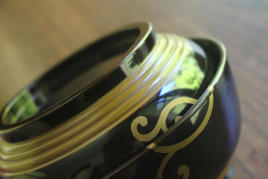 時代逸品！風情ある塗分け太糸目に極上桐唐草蒔絵のお椀2点（検輪島塗雑煮椀煮物椀