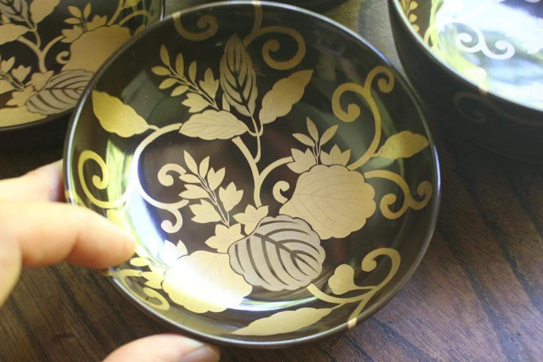 時代逸品！風情ある塗分け太糸目に極上桐唐草蒔絵のお椀2点（検輪島塗雑煮椀煮物椀