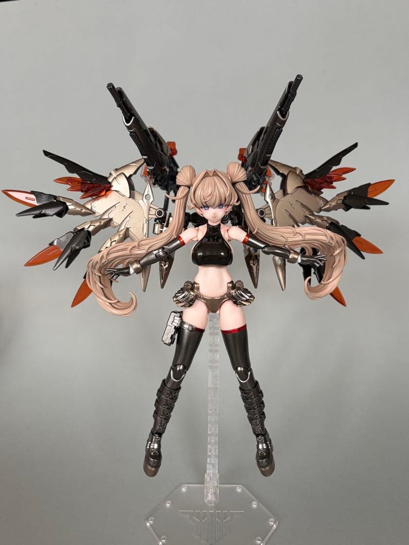 デザイアメイデン　メディック　塗装済み完成品　コトブキヤ　メガミデバイス