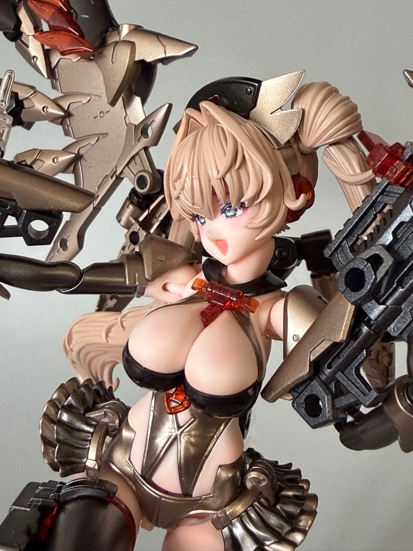 デザイアメイデン　メディック　塗装済み完成品　コトブキヤ　メガミデバイス