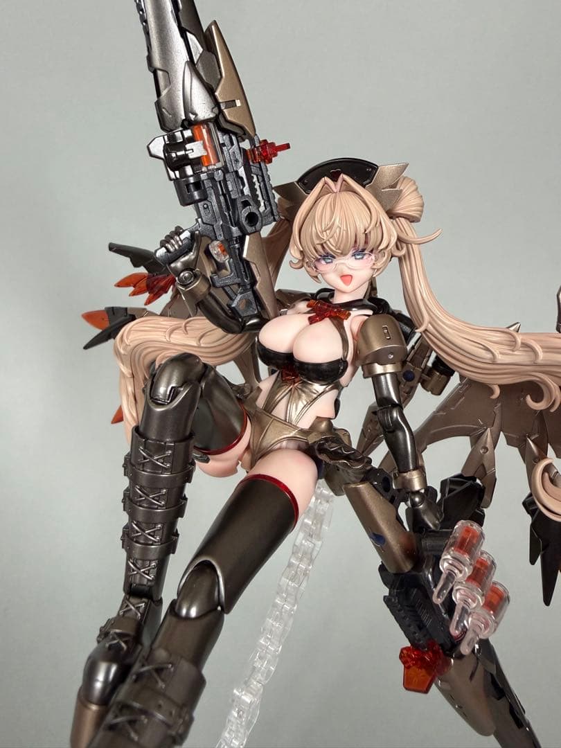 デザイアメイデン　メディック　塗装済み完成品　コトブキヤ　メガミデバイス