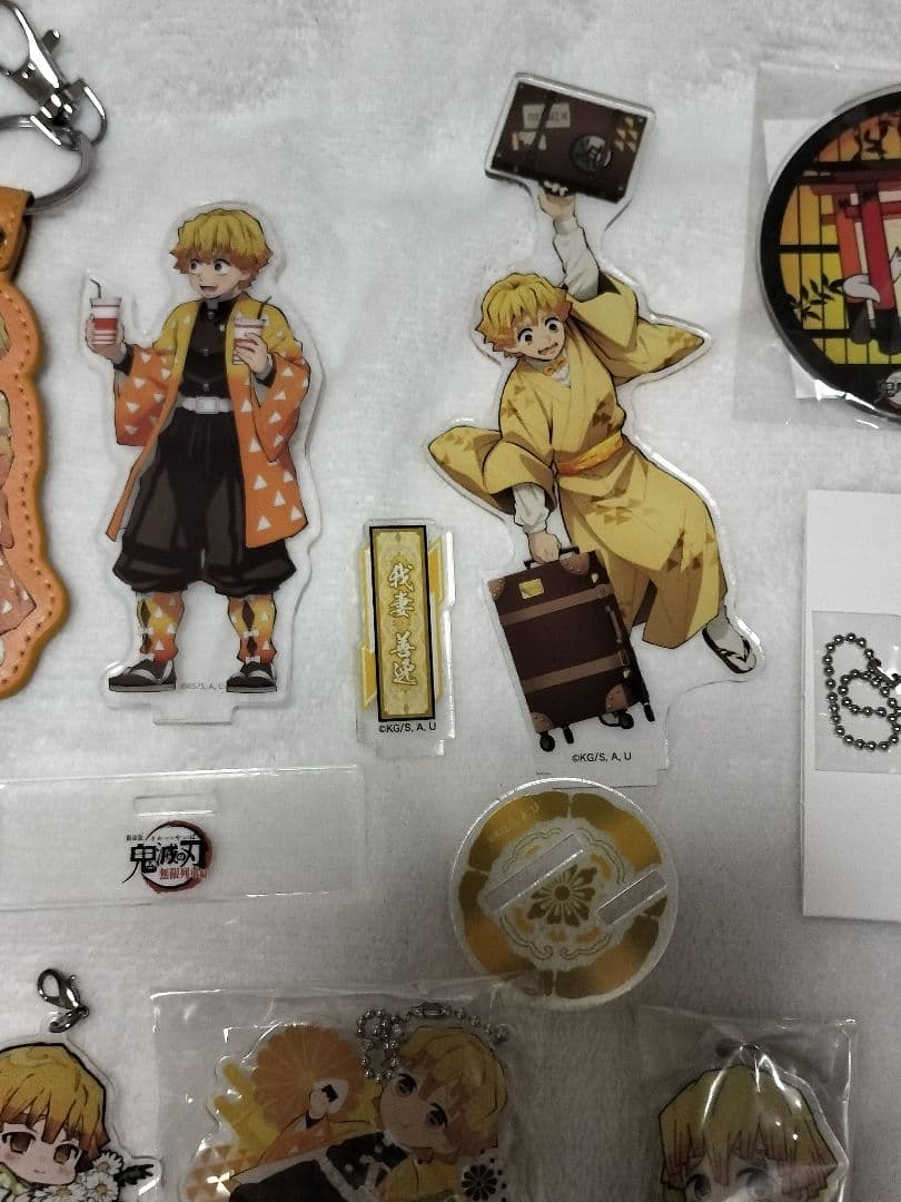 鬼滅の刃　我妻　善逸　アクスタ　アクキー