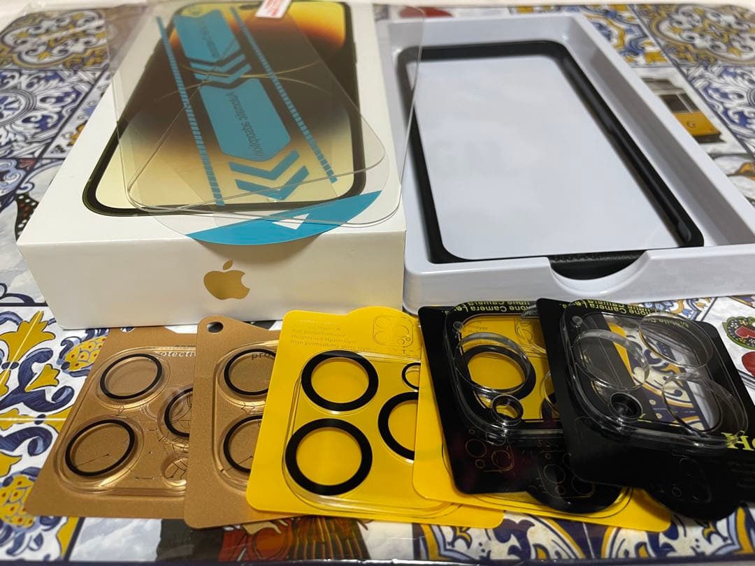 超美品 Apple iphone14pro ゴールド128GB おまけ大量つき