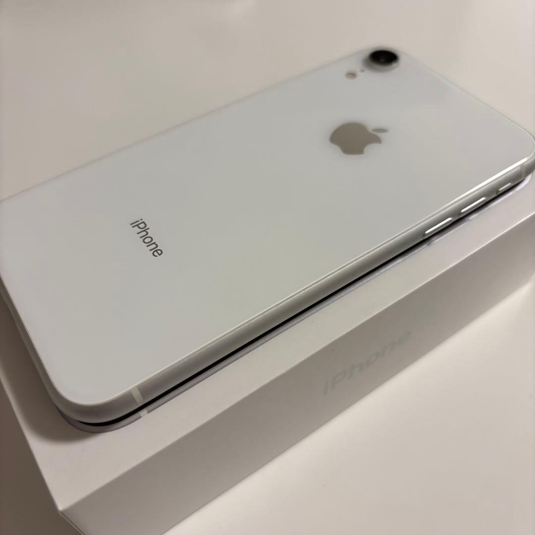 Apple iPhone XR ホワイト128g