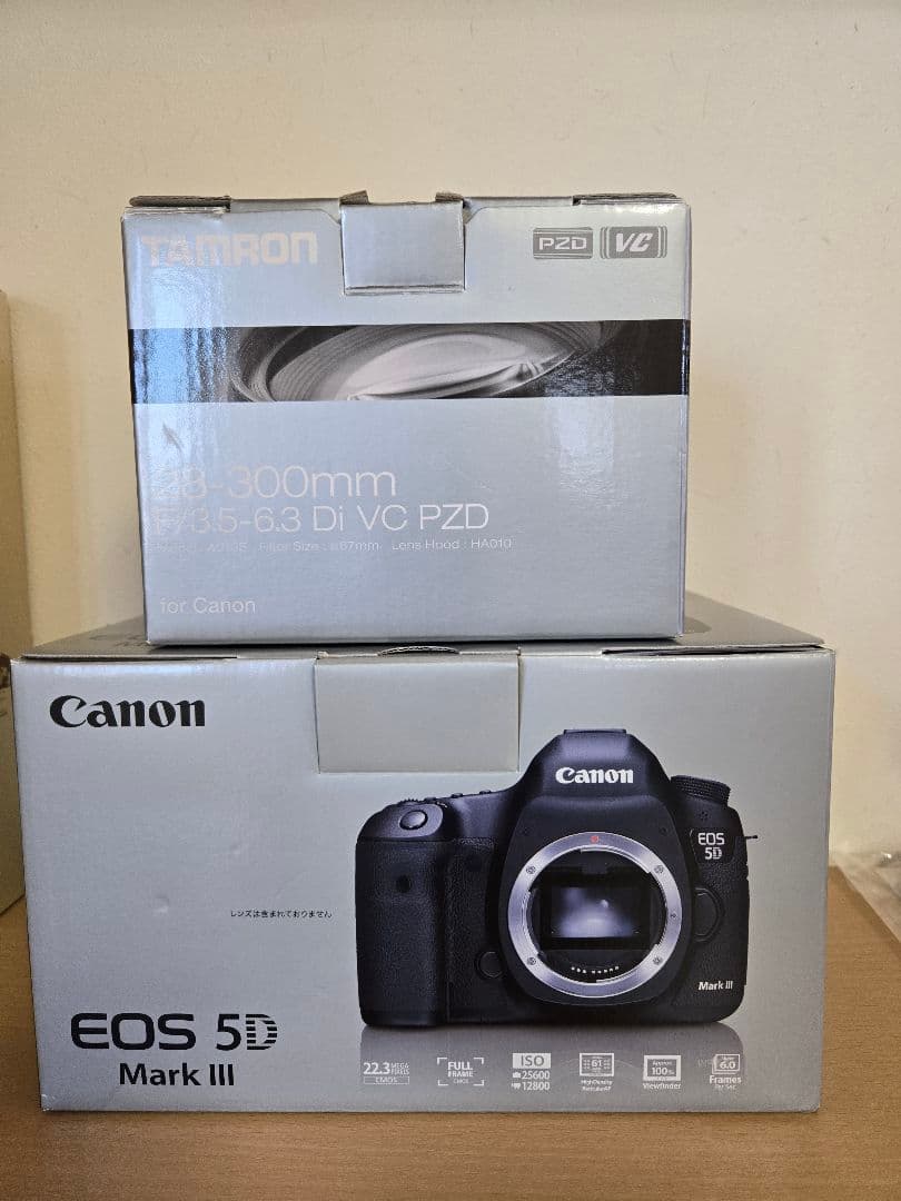 Canon EOS 5D Mark Ⅲ デジタル一眼レフ レンズ、ストロボ付属