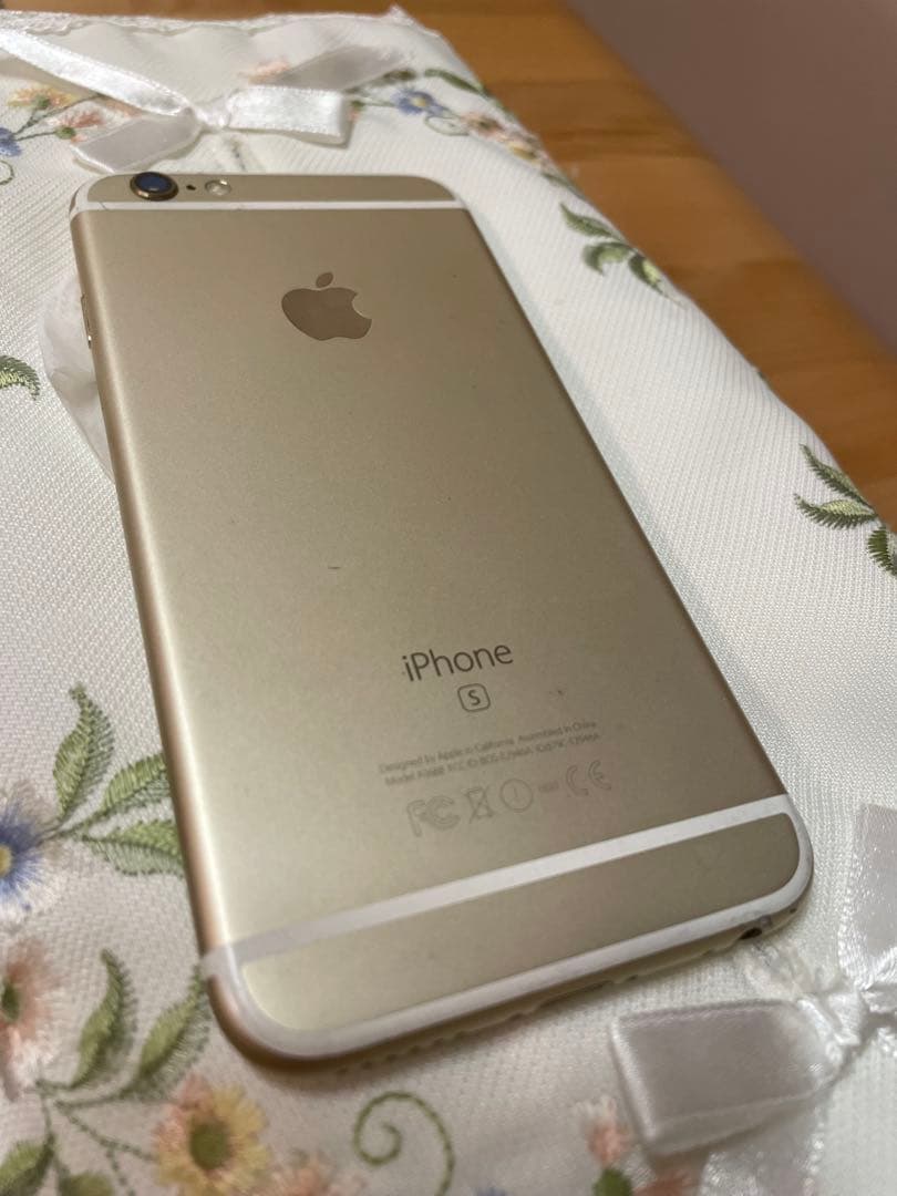 Apple iPhone 6s ゴールド　64G