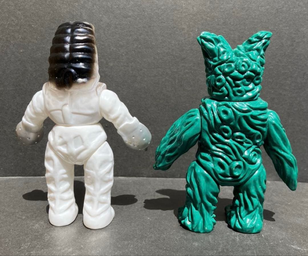 マーミット　ビニールパラダイス　ゴドラ星人　ワイアール星人 ミドルサイズ