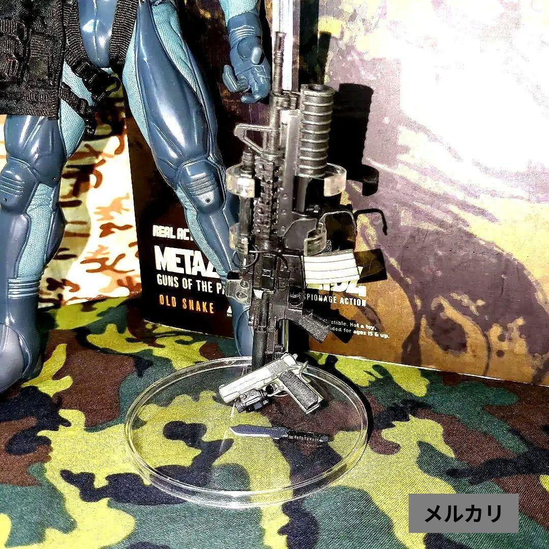 メディコム•トイ／✨メタルギアソリッド4 オールドスネーク【欠品•破損有り 】