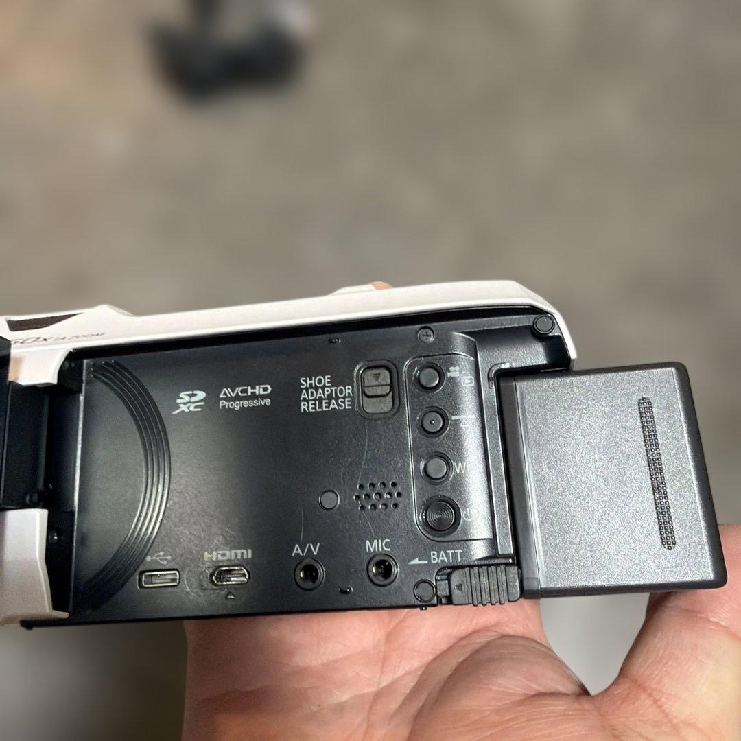 美品　Panasonic デジタルハイビジョンカメラ HC-W870M