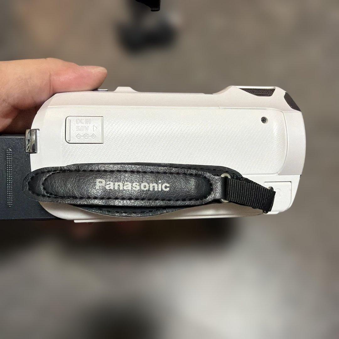 美品　Panasonic デジタルハイビジョンカメラ HC-W870M