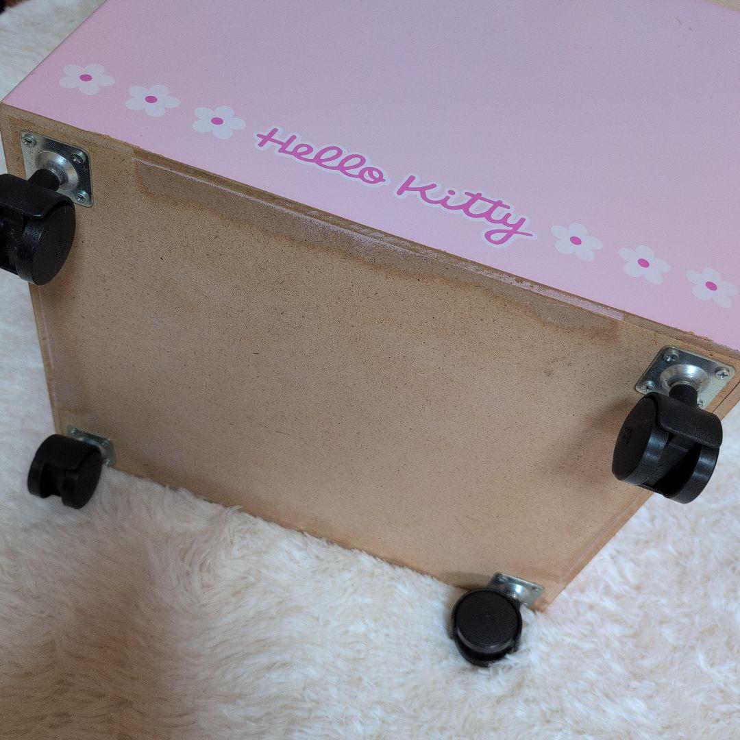 ハローキティ キャスター付き木製ボックス ポイント レア