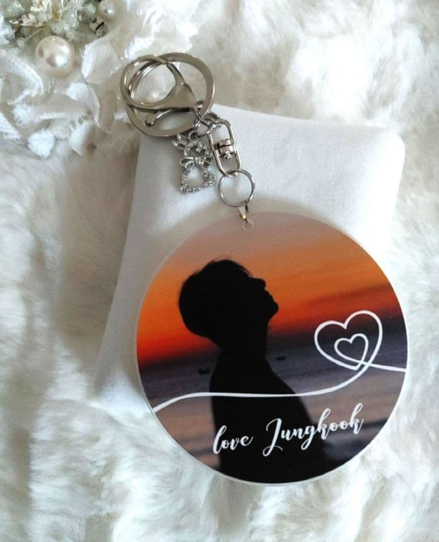 ✤tomo✤ JUNGKOOK デザインフォト／マグネット他