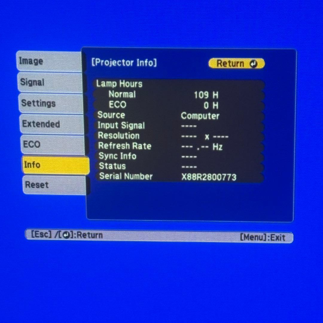 EPSON プロジェクター EB-E01