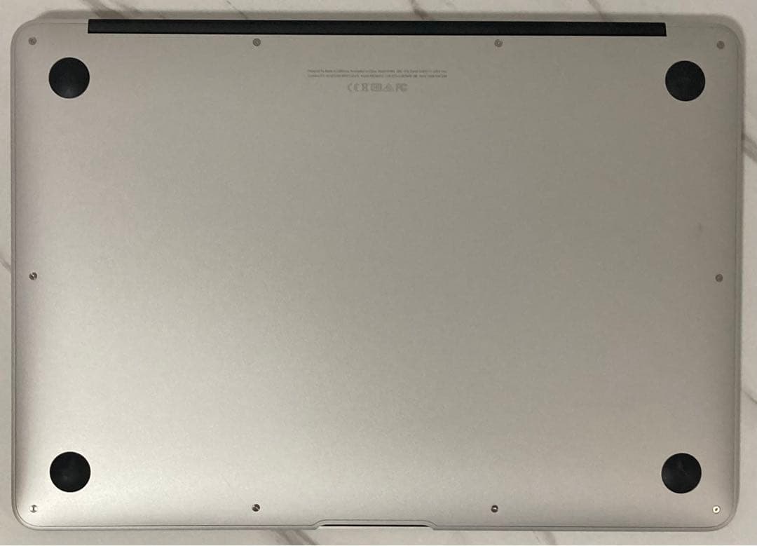 MacBook本体 MacBook Air 13 inch i5 8GB 256GB 2017