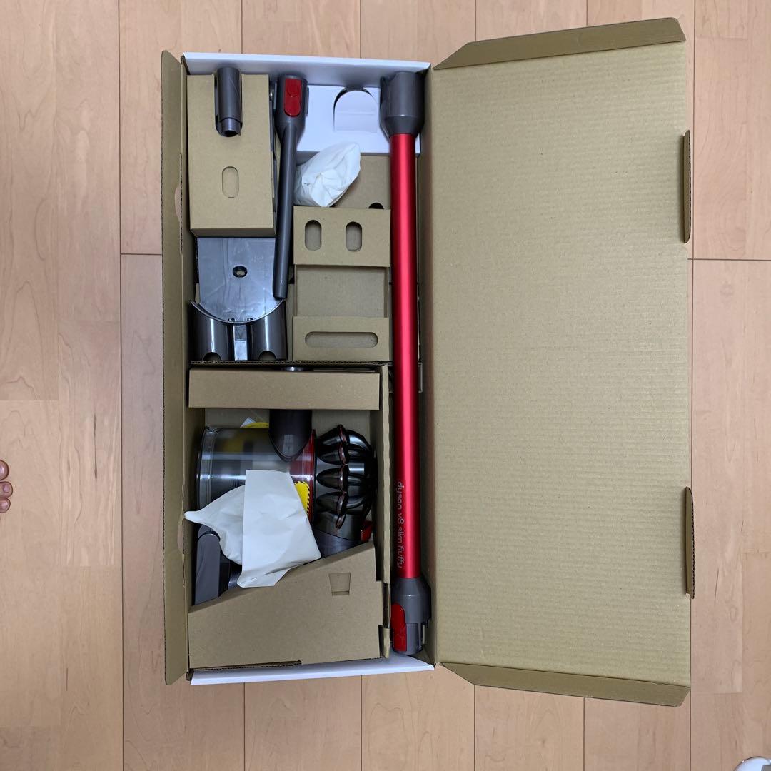 Dyson V8 Slim Fluffy スティッククリーナー【充電不可】