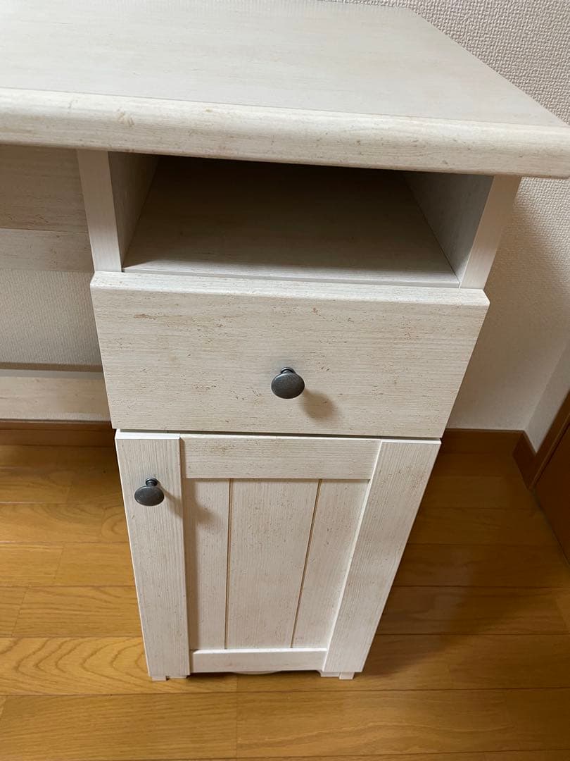 【4月処分予定】ニトリデスク (リズバレー SLM7090)