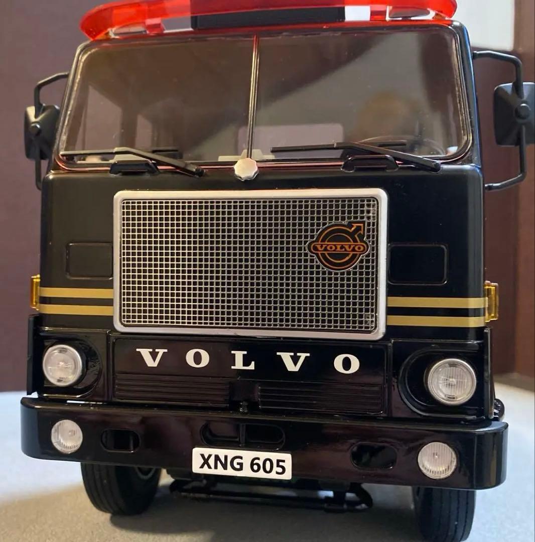 1/18 ボルボ　F88