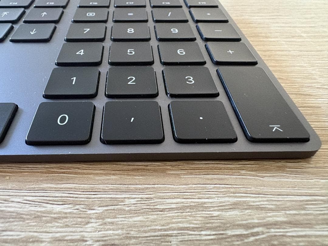 Apple Magic Keyboard（テンキー付き）- 日本語（JIS）