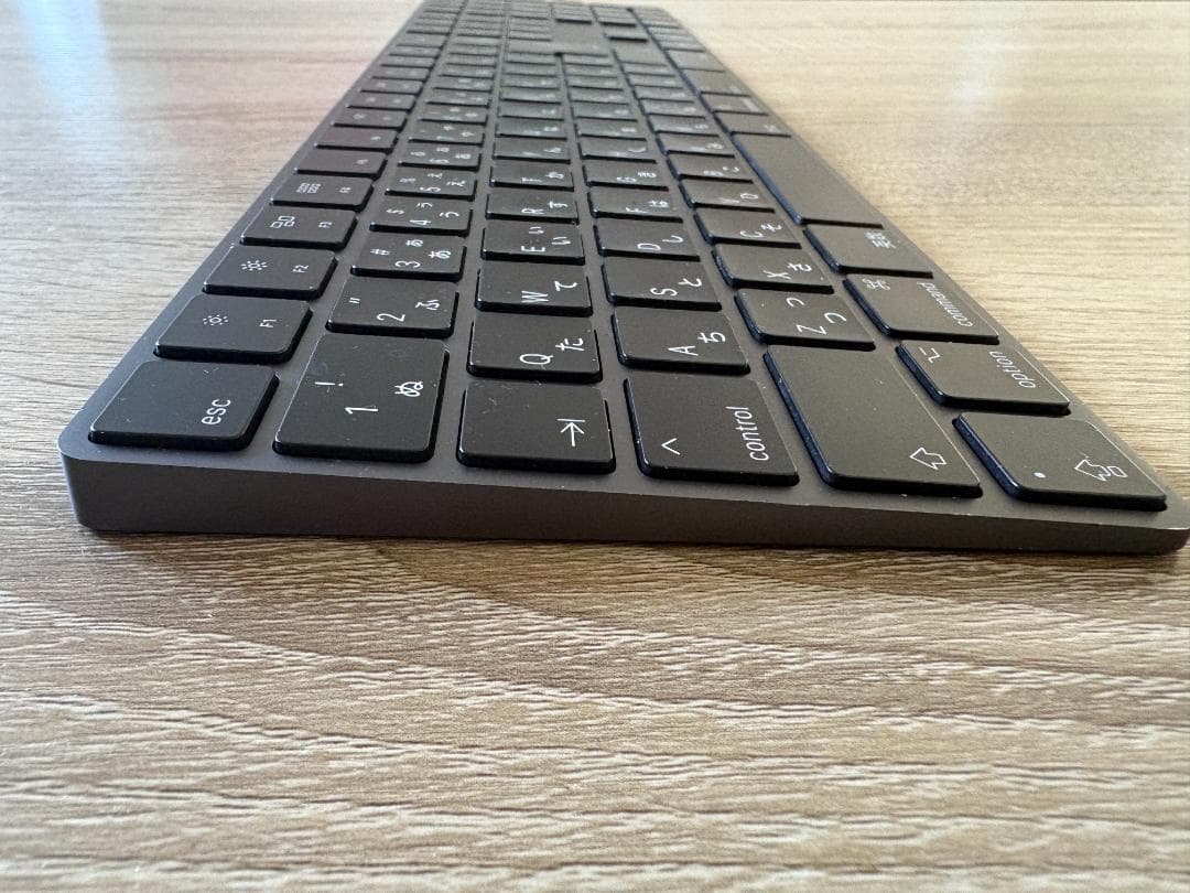 Apple Magic Keyboard（テンキー付き）- 日本語（JIS）