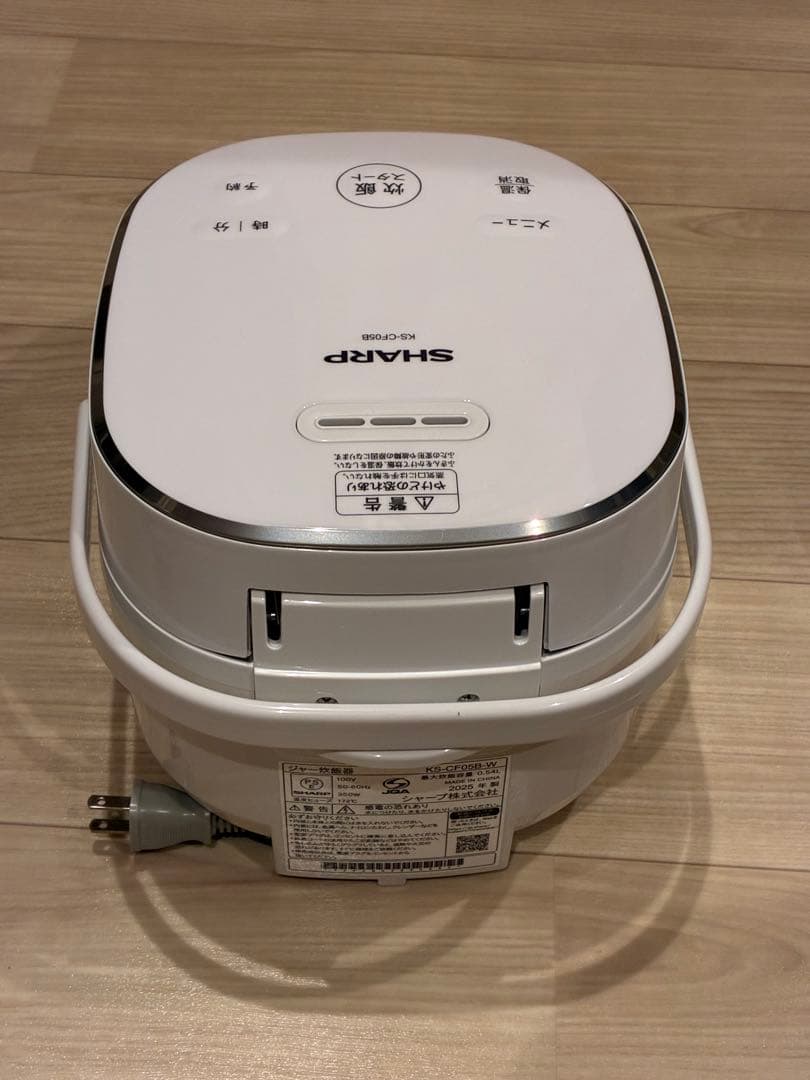 シャープ 炊飯器 3合 ホワイト