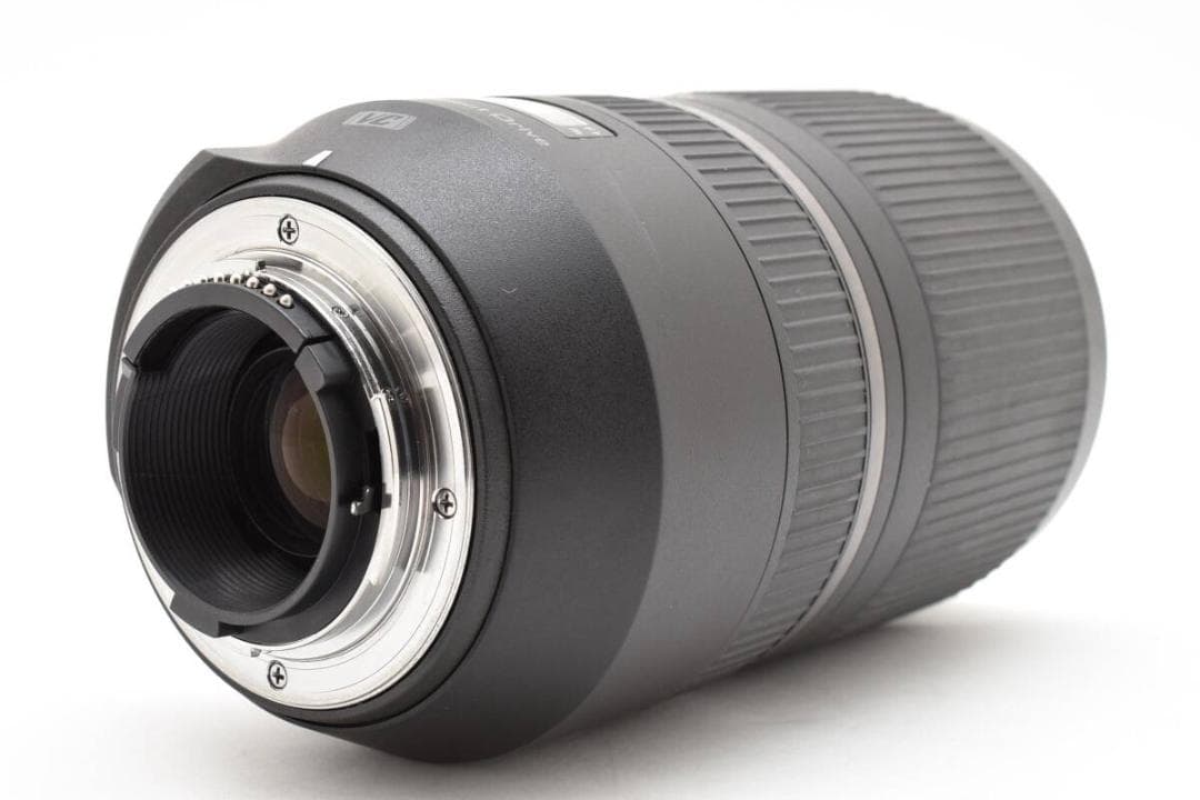 TAMRON 70-300mm F4-5.6 VC USD A030 ニコン