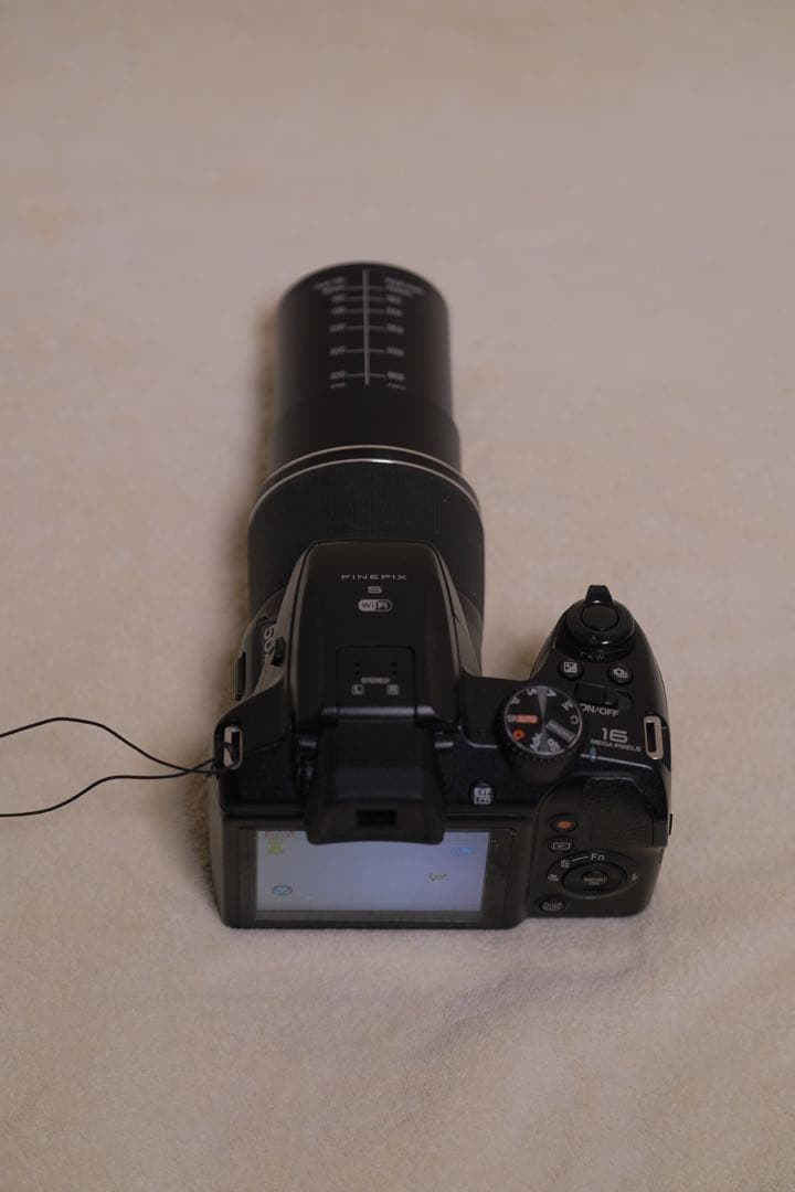 富士フイルム　ファインピクス　S9900W