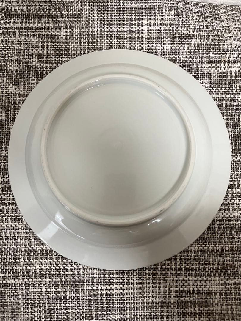 徳永遊心 九谷焼 色絵花繋ぎ7寸皿