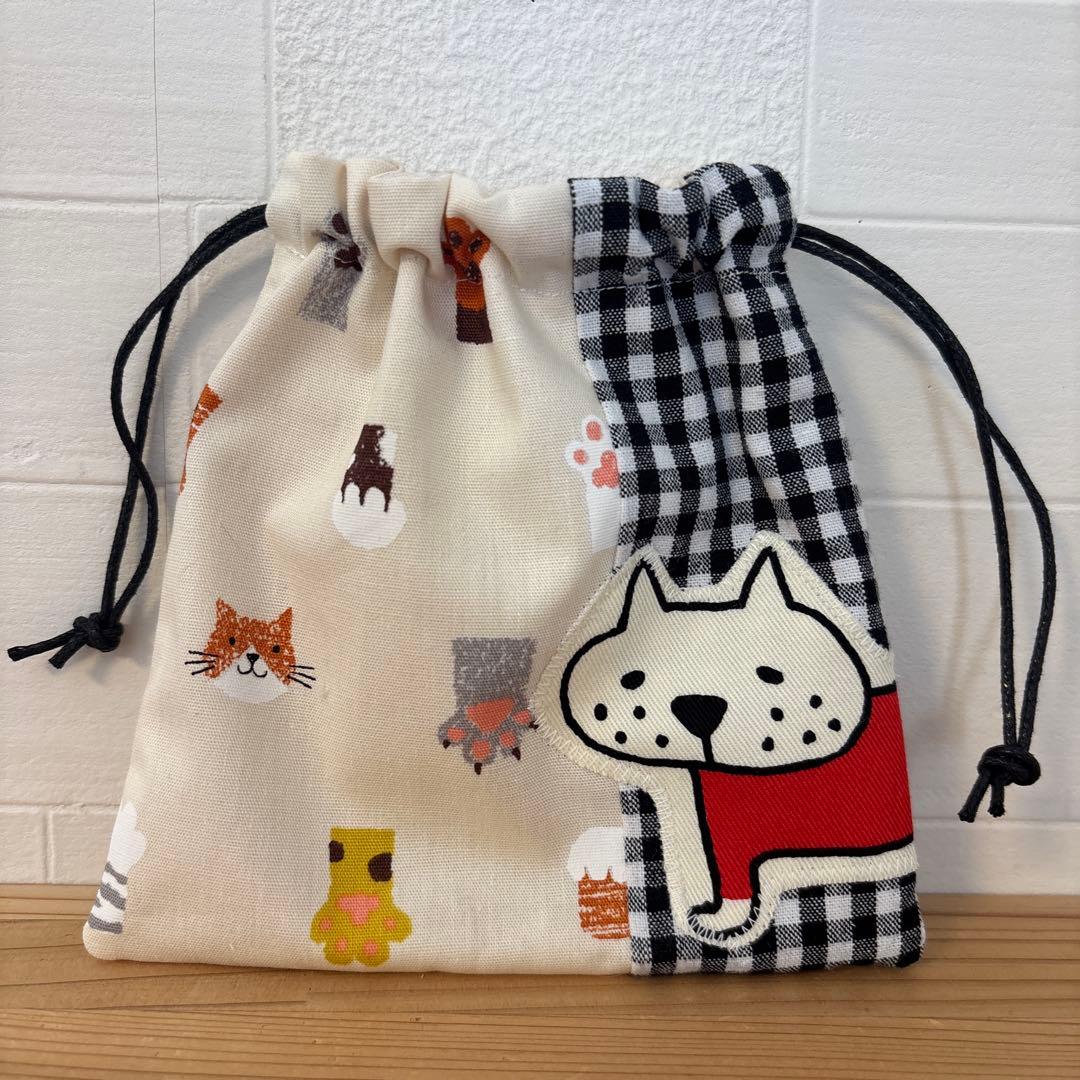 感謝価格　巾着　猫柄　ハンドメイド　小物入れ　おやつ入れ