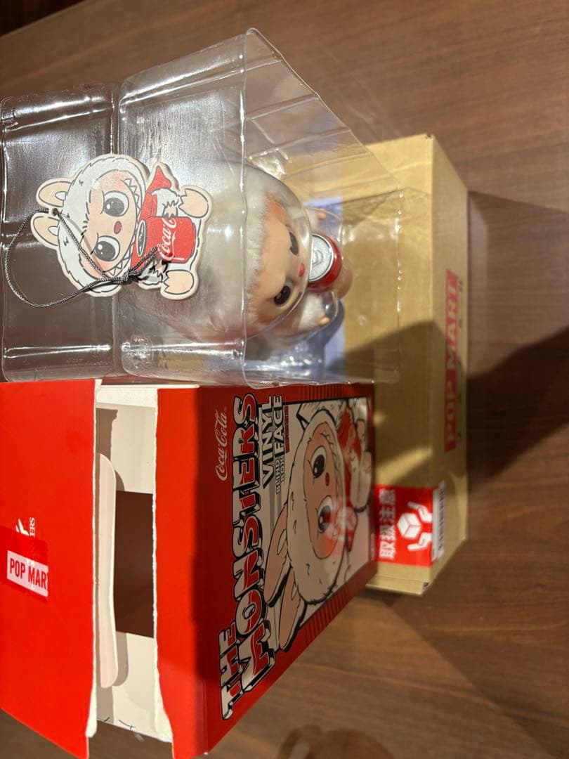 【限定品＆希少　正規品】　新品ラブブコカコーラ　LABUBU