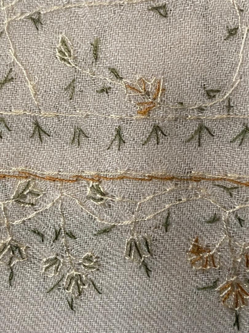 Le Pashmina インド 手刺繍 ストール