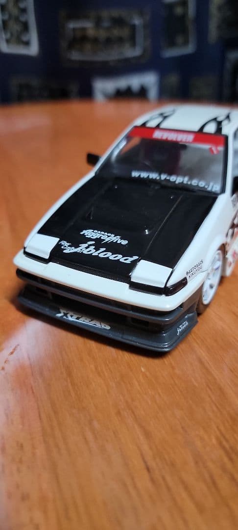 ホットワークス　1/24　D1GP SIFT AE86 トレノ　2002植尾勝浩