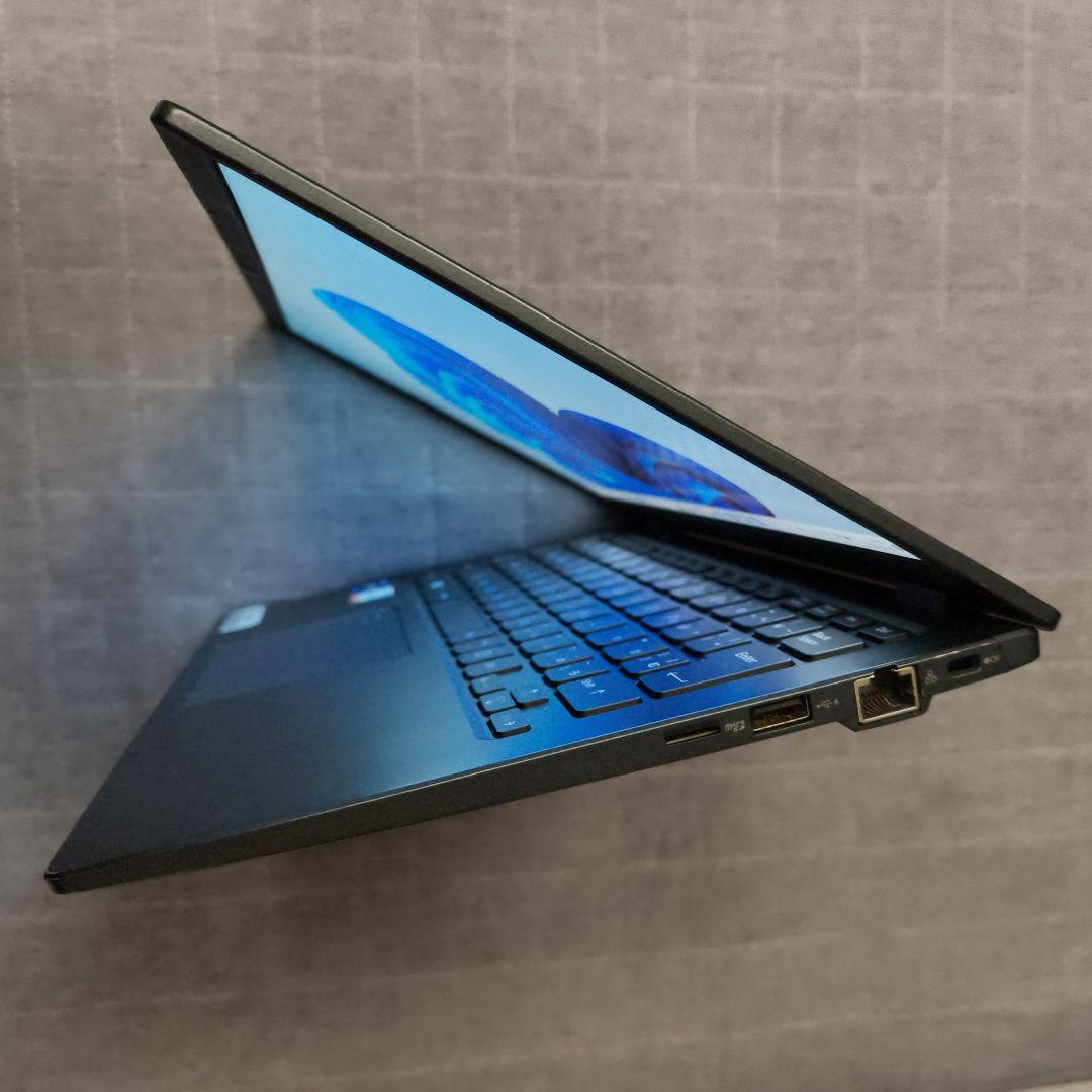 良好 Dynabook 超軽量 驚速 12世代i5 16GB 1TB 83