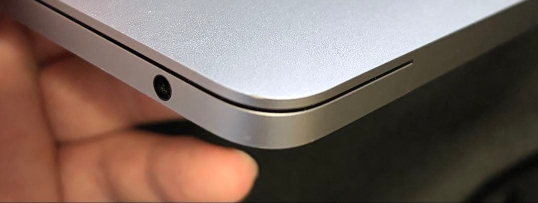 MacBookPro 2022 メモリ16GB 512GB 13 インチ