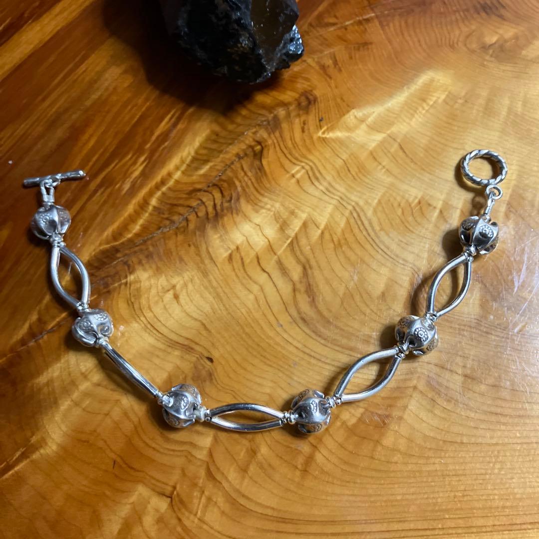 カレンシルバー　ブレスレット　ロータス＆カーブビーズ17.5cm