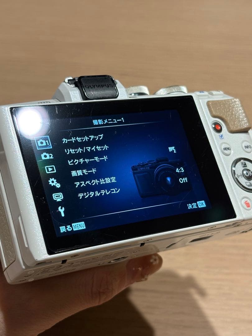 ✨wi-fi✨オリンパスペン e-PL7 40-150mmレンズ付き