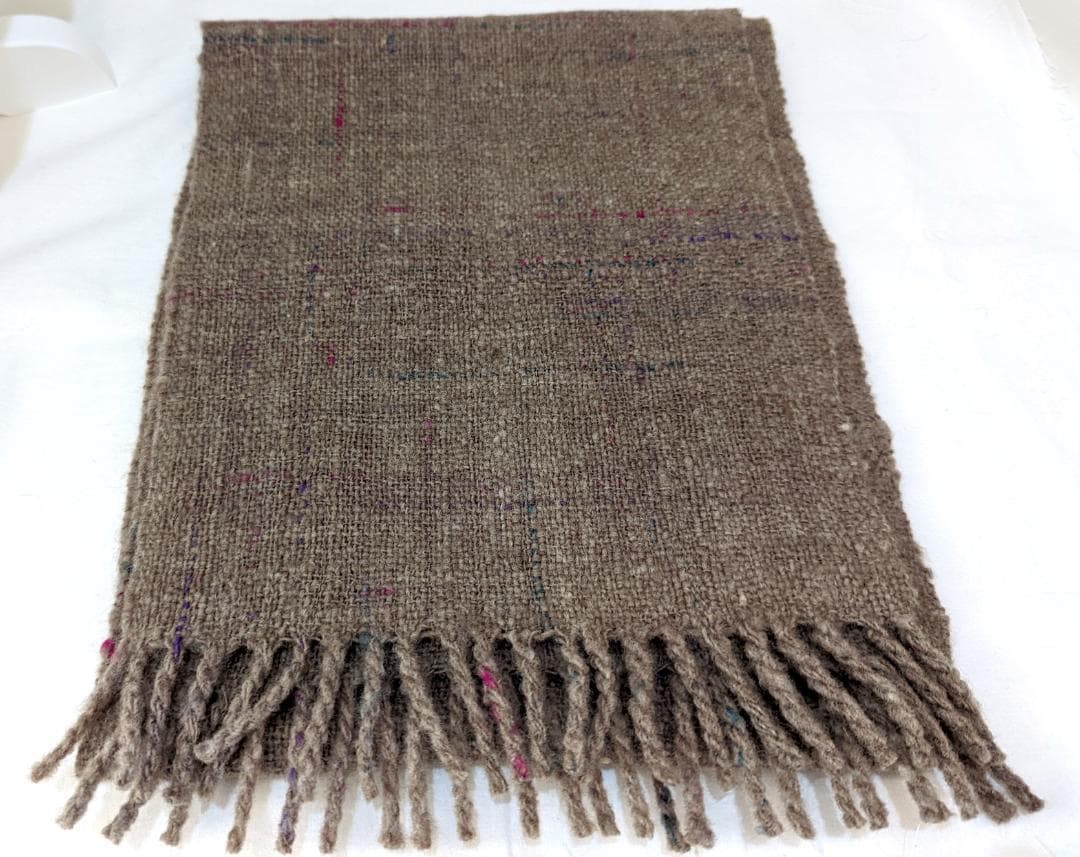 【安心のメルカリ便】手紬糸で作成した落ち着いた風合いのハンドメイドマフラー