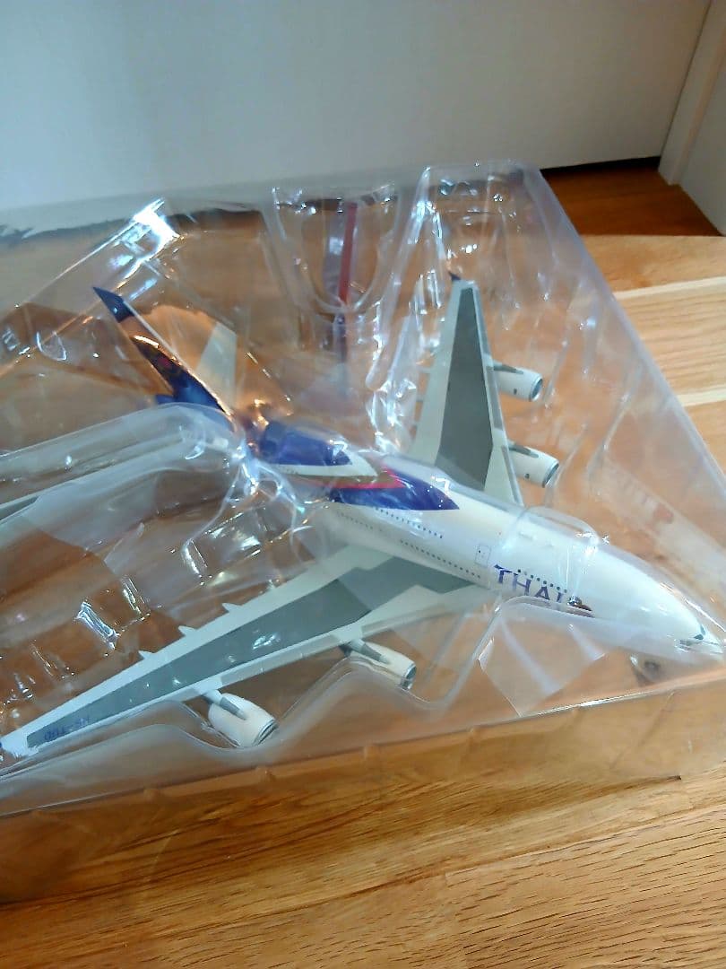 THAI AIRBUS A380 1:200スケールモデル
