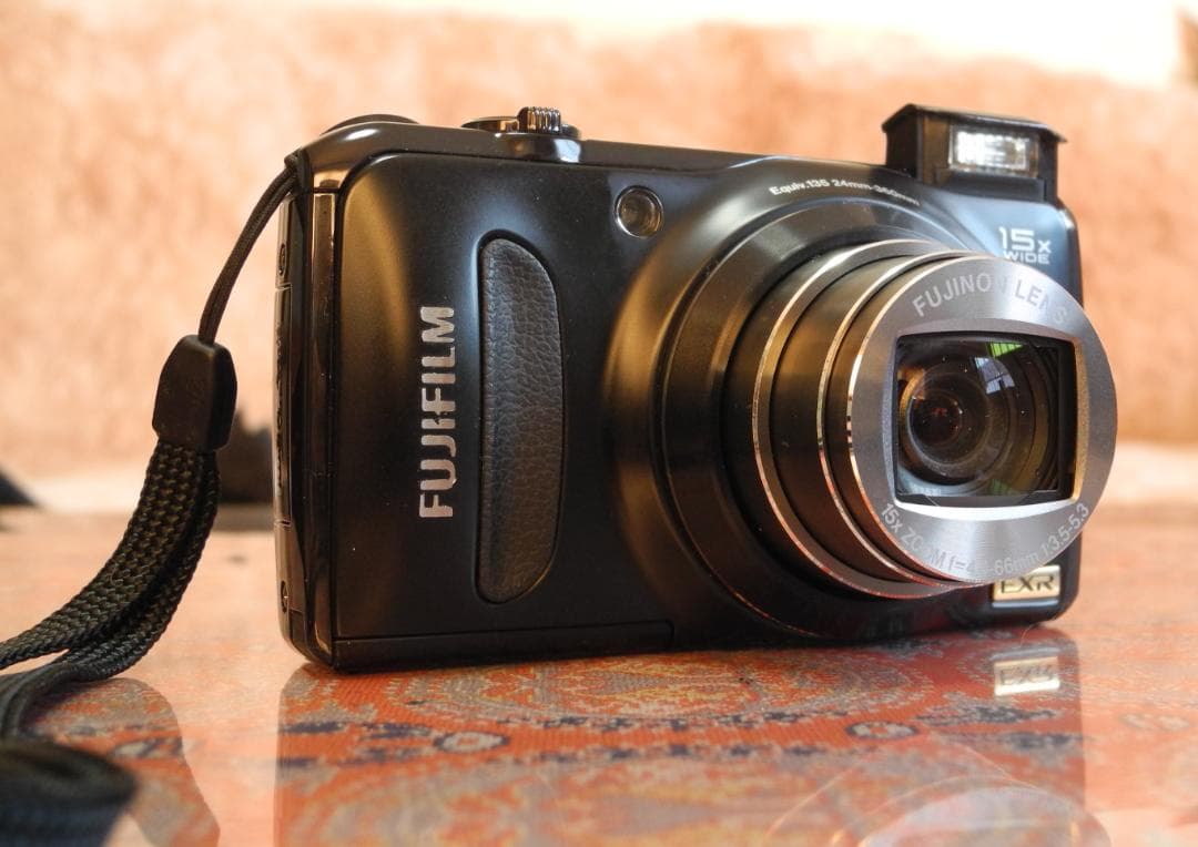 FUJIFILM コンパクトデジタルカメラ 15倍ズーム