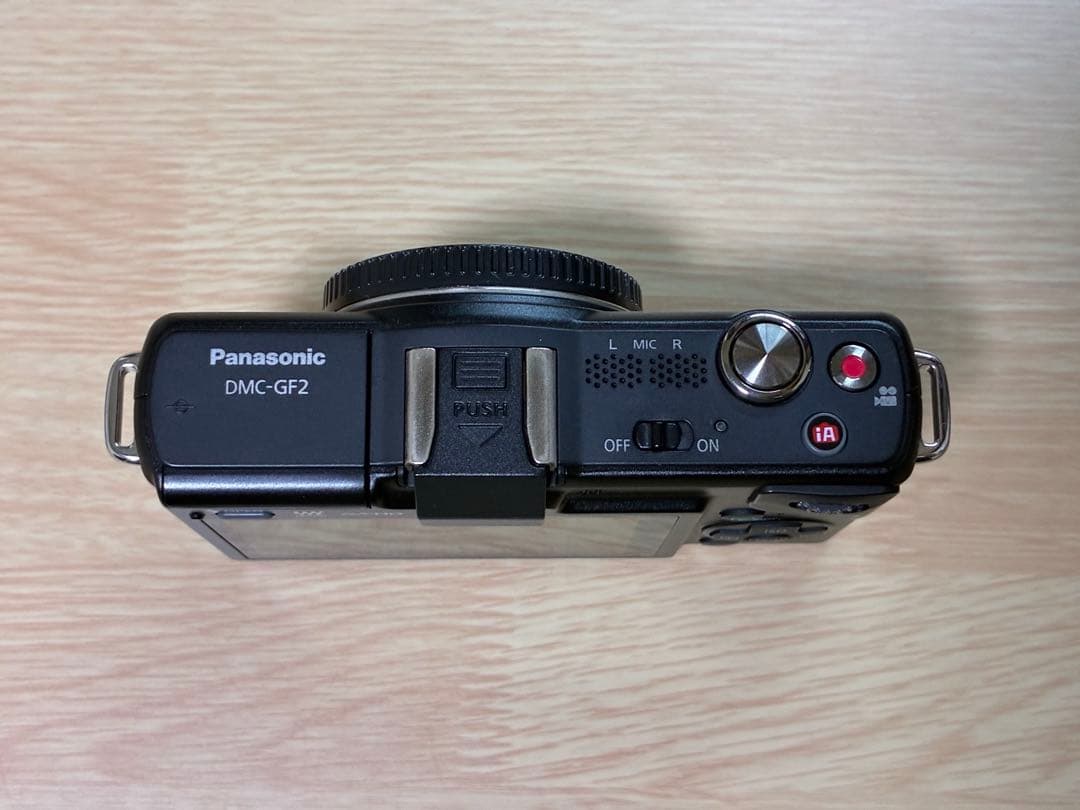 【美品】パナソニック LUMIX GF2 ダブルレンズキット　おまけ付き