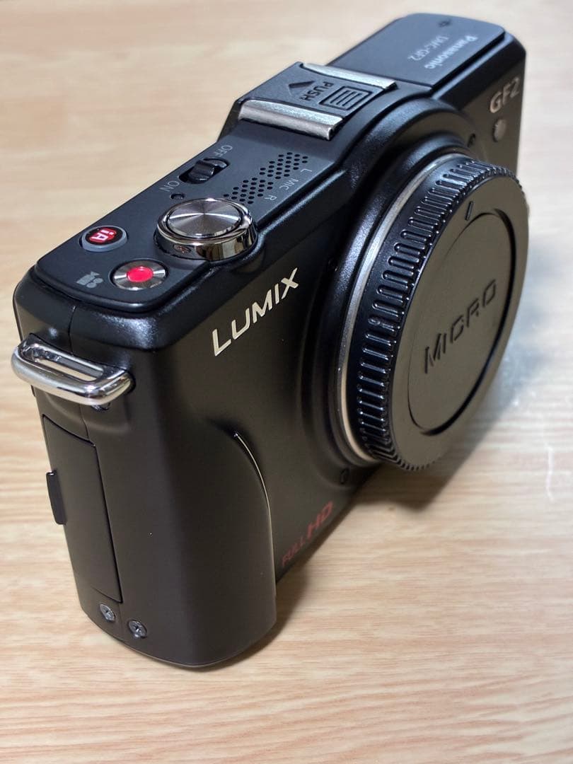 【美品】パナソニック LUMIX GF2 ダブルレンズキット　おまけ付き