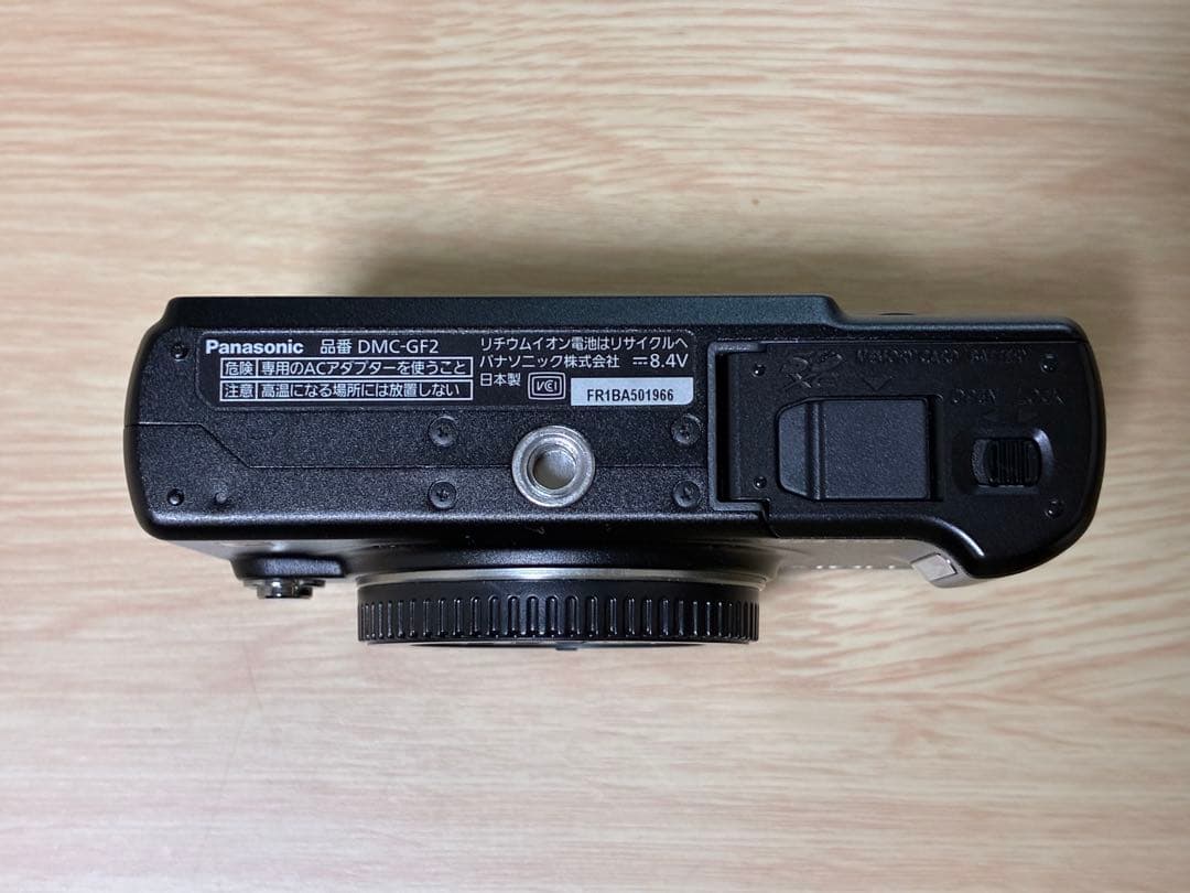 【美品】パナソニック LUMIX GF2 ダブルレンズキット　おまけ付き